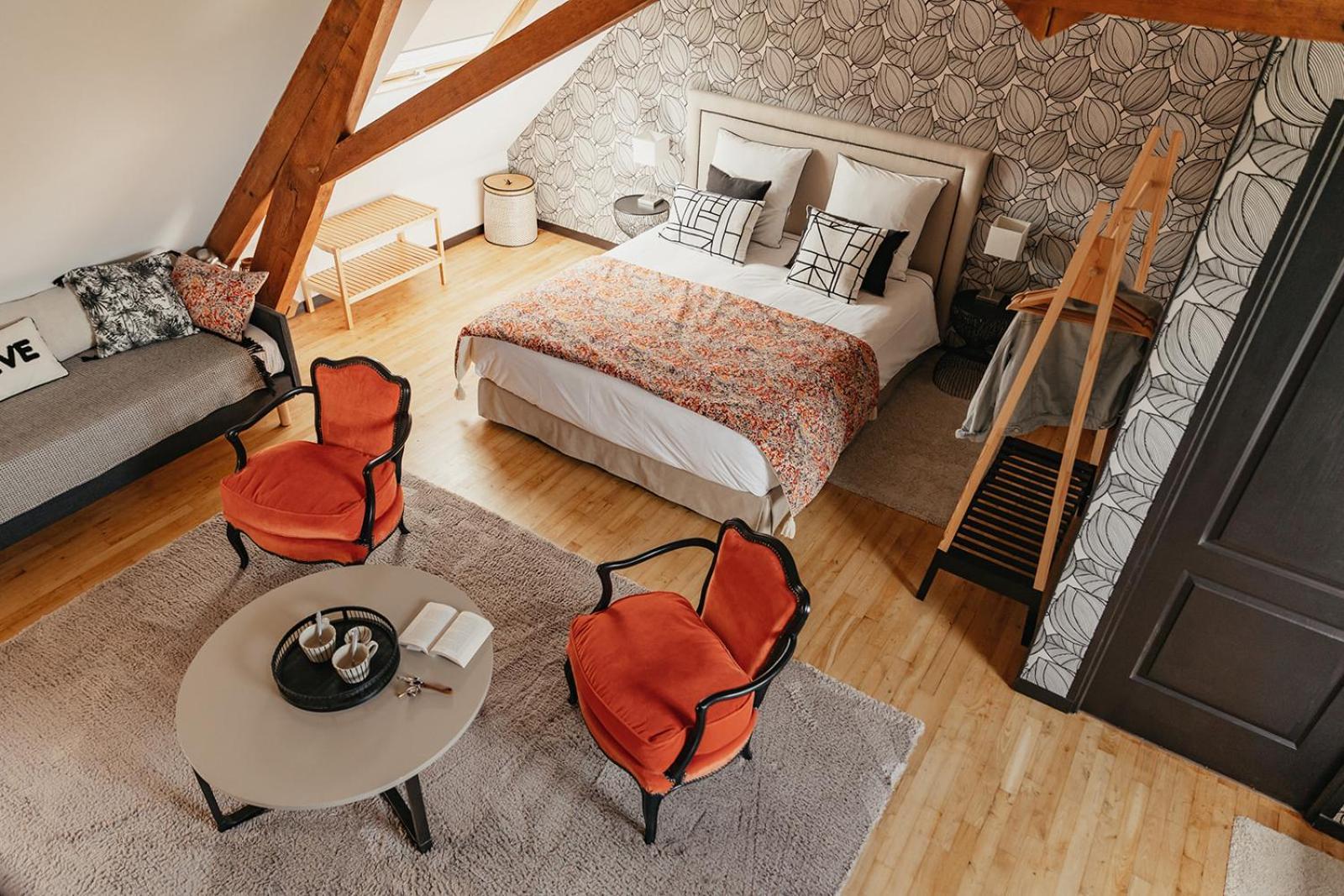Le Clos Poulain Petits De Charme Et D'hotes Familiales Au Calme Proche Bayeux Et Des Plages